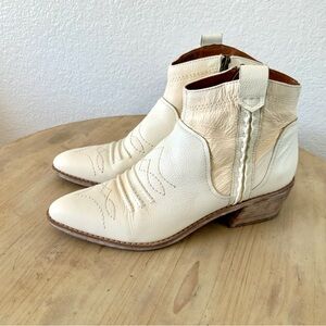 Zodiac Cream Leather Western Ankle Boots